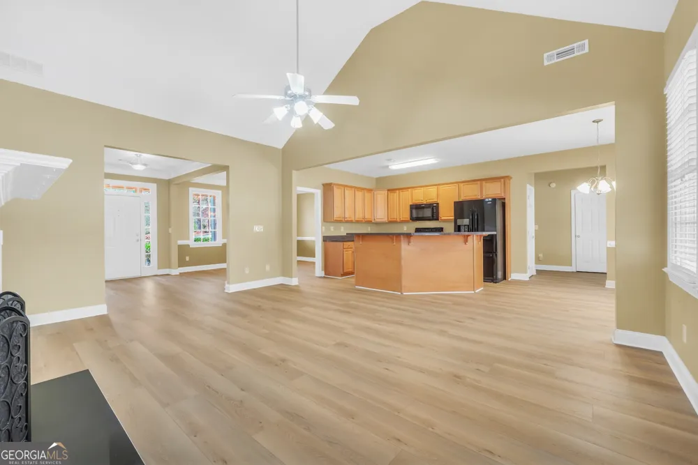 65 Oak LN Oxford, GA 30054