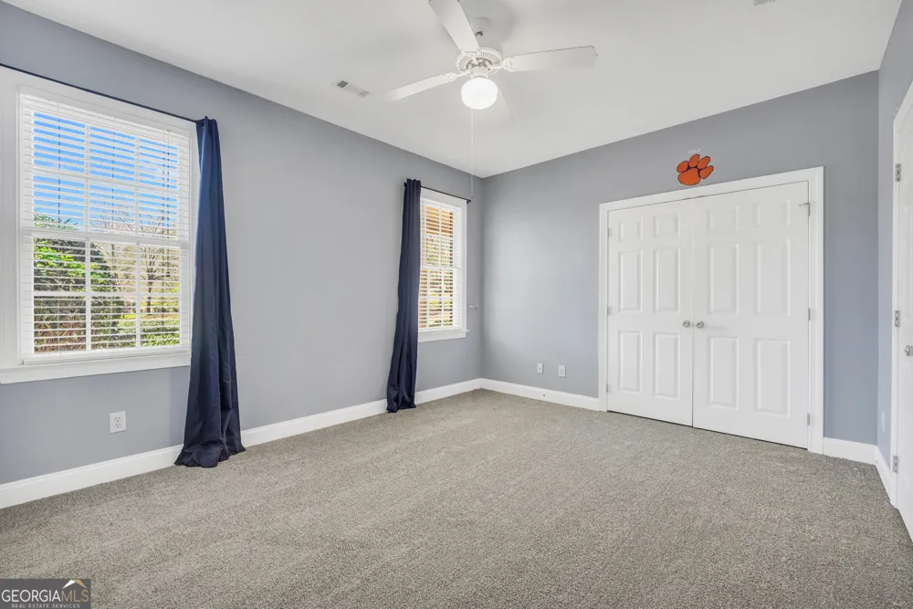 65 Oak LN Oxford, GA 30054