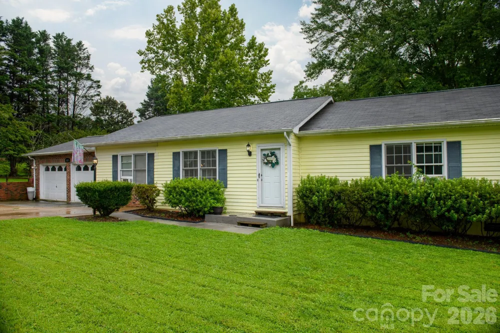 409 Cottrell Hill Road Lenoir, NC 28645