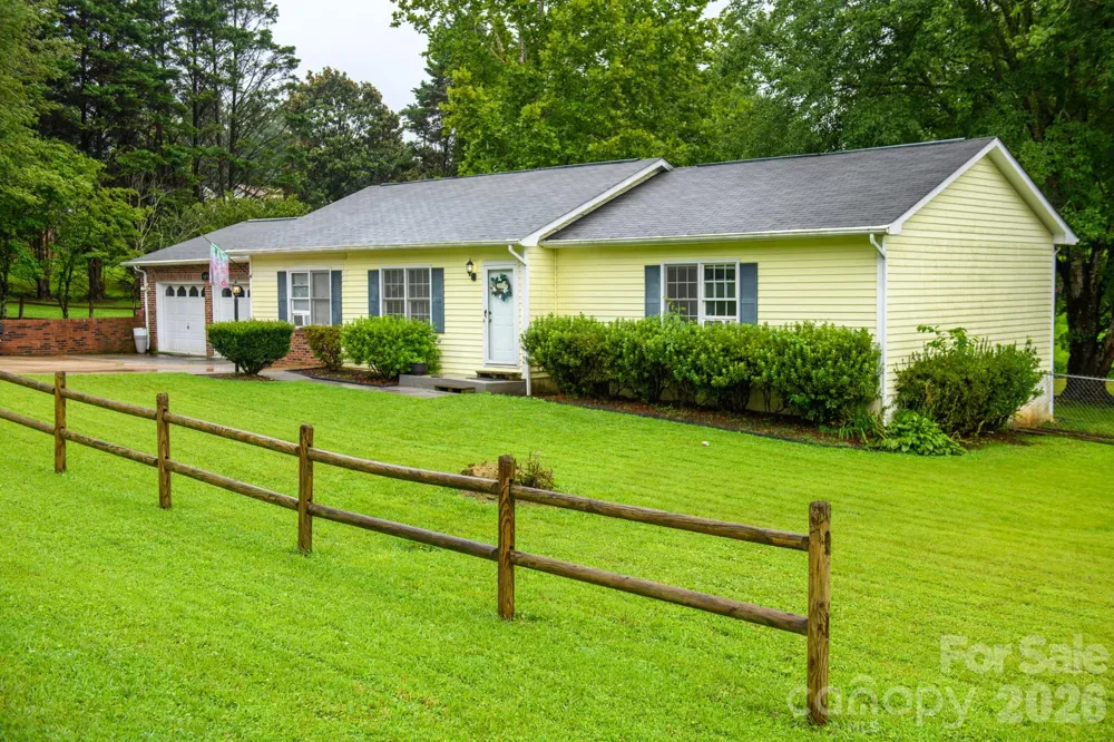 409 Cottrell Hill Road Lenoir, NC 28645
