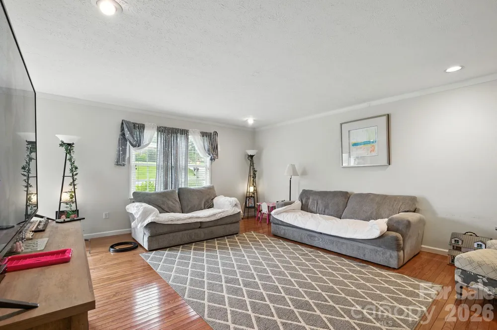 409 Cottrell Hill Road Lenoir, NC 28645
