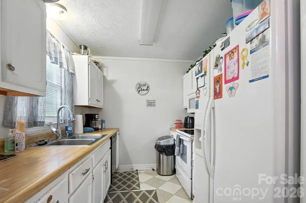 409 Cottrell Hill Road Lenoir, NC 28645
