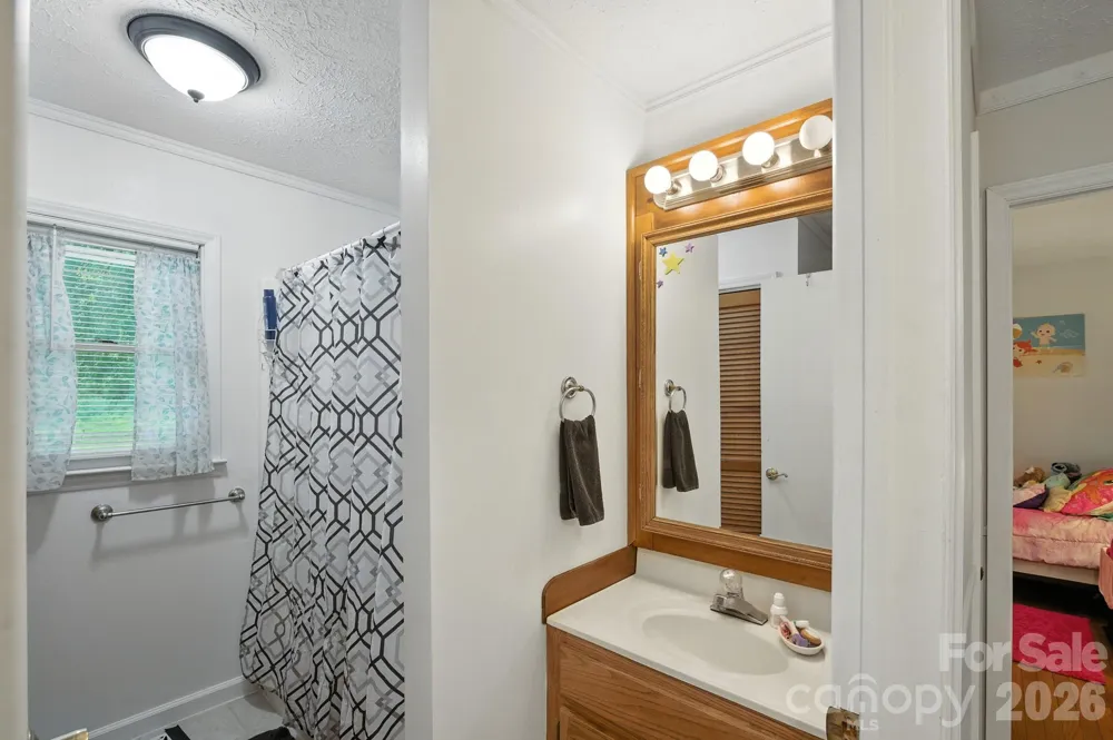 409 Cottrell Hill Road Lenoir, NC 28645