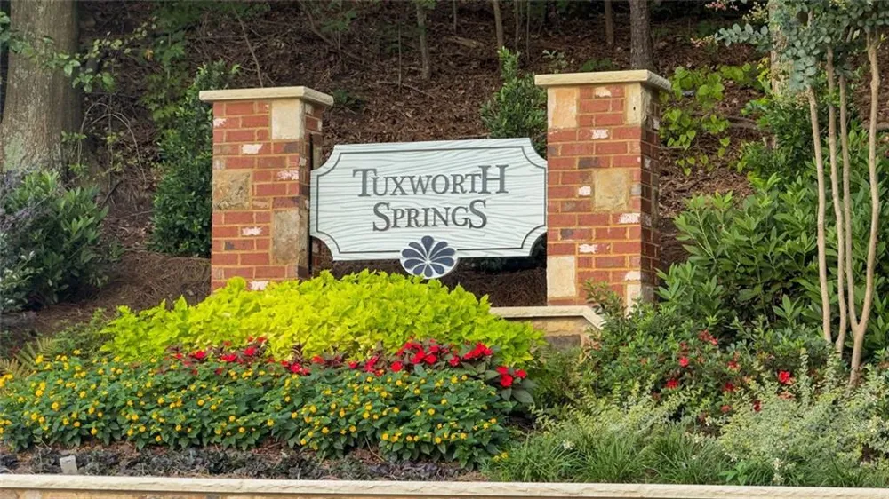 810 Tuxworth Circle Decatur, GA 30033