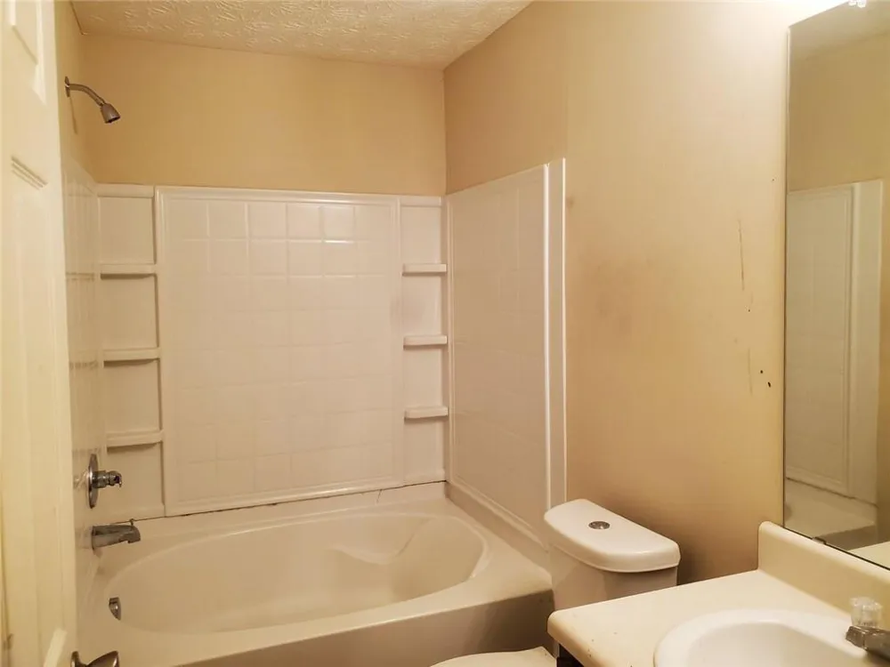 11420 S Grove Drive Hampton, GA 30228