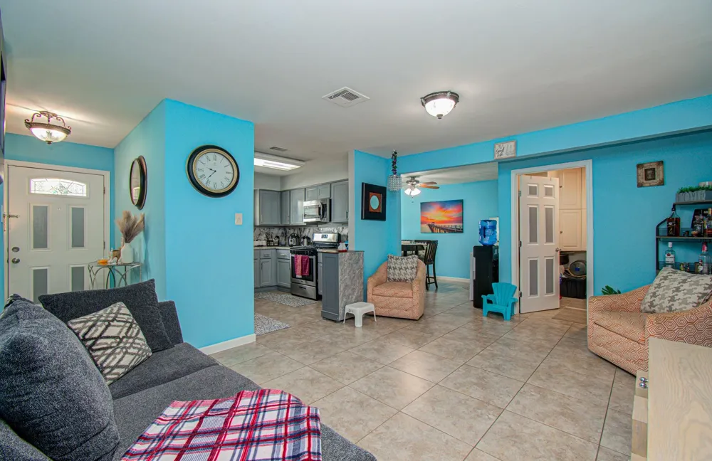 1115 Iowa Street South Houston, TX 77587
