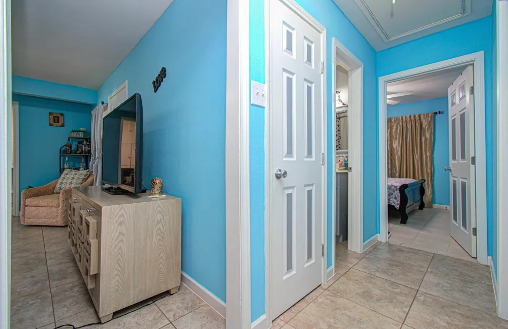 1115 Iowa Street South Houston, TX 77587