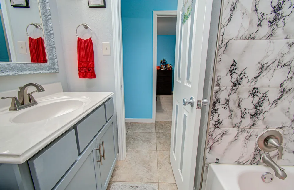 1115 Iowa Street South Houston, TX 77587