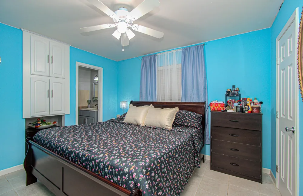 1115 Iowa Street South Houston, TX 77587