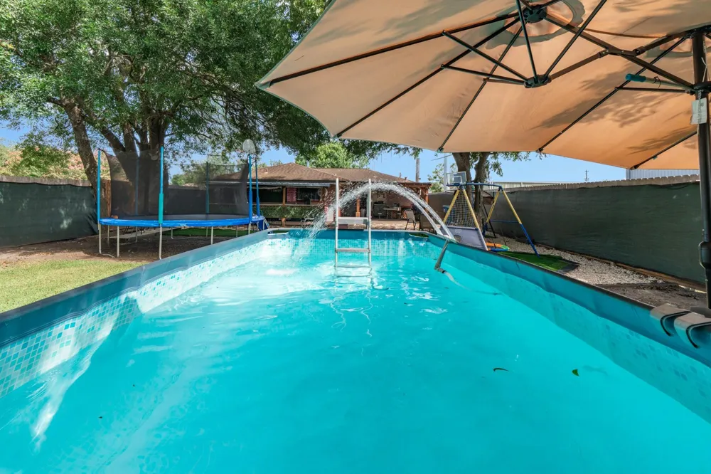 1115 Iowa Street South Houston, TX 77587