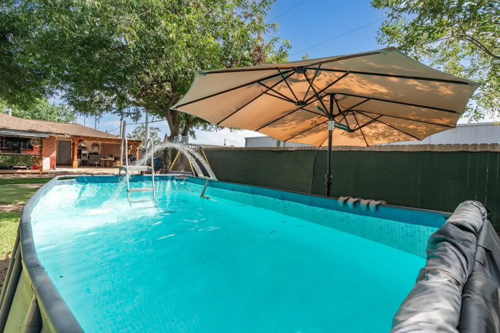1115 Iowa Street South Houston, TX 77587
