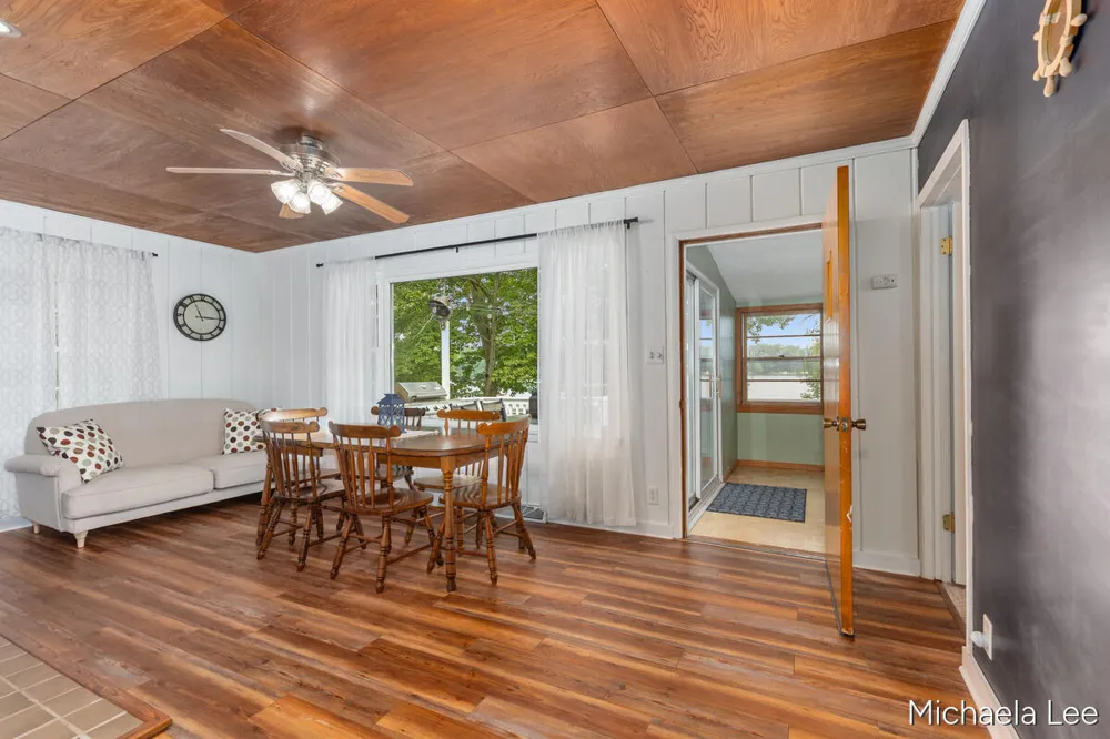 46514 Meadow Lane Lawrence Township, MI 49064