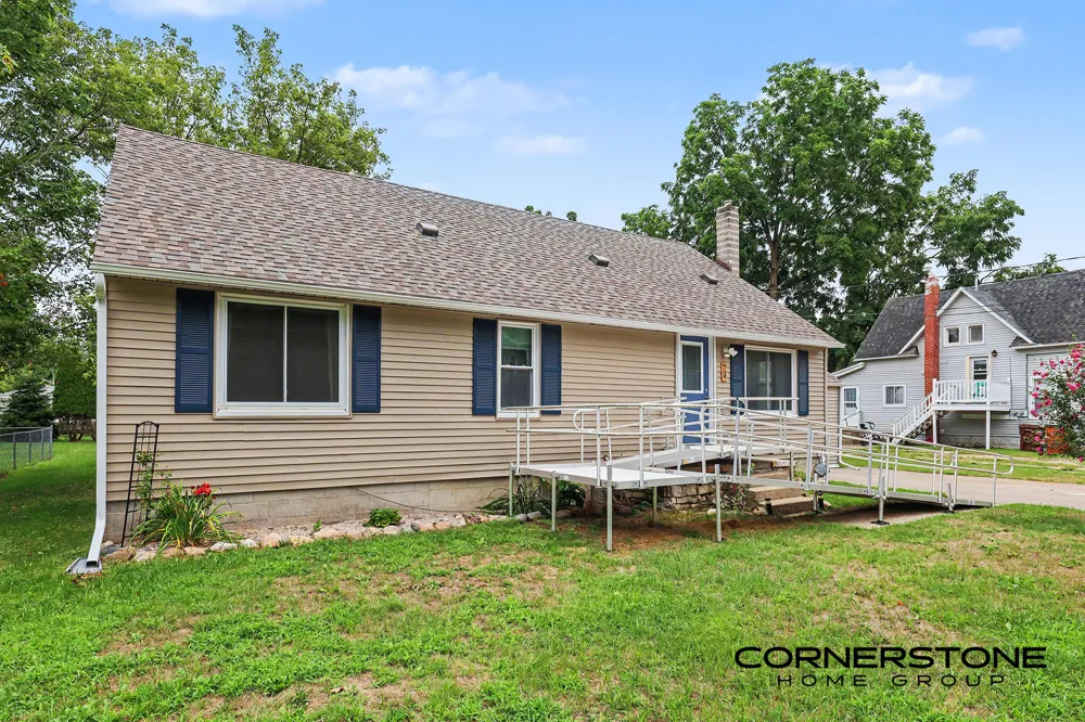 74 Park Street NE Cedar Springs City, MI 49319