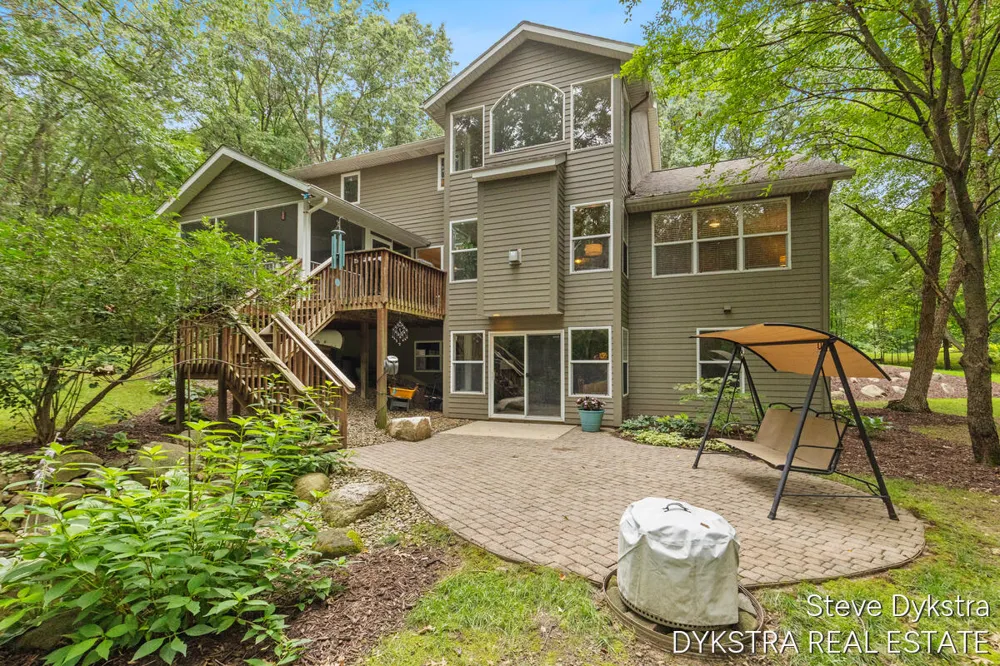 6200 Back Forty Drive NE Cannon Township, MI 49306