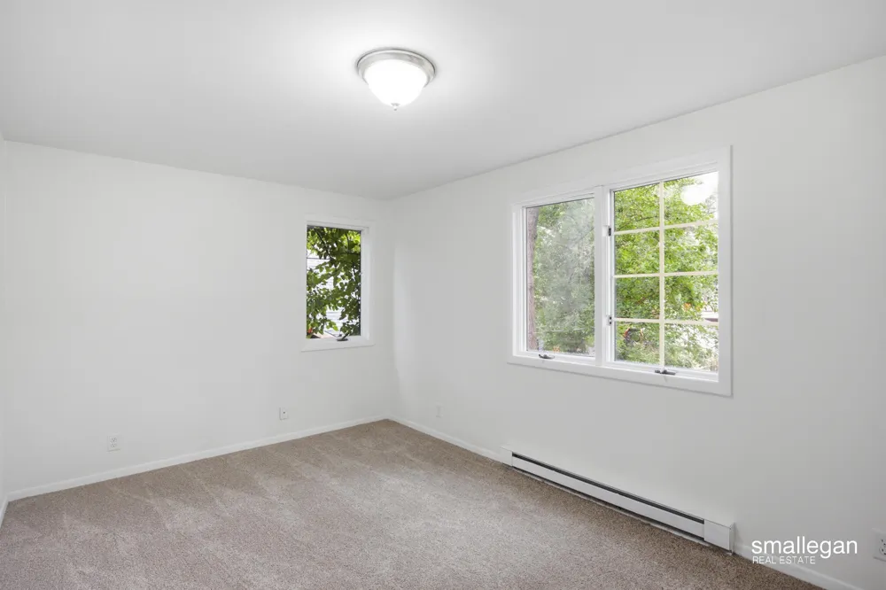 958 Ada Avenue Muskegon City, MI 49442