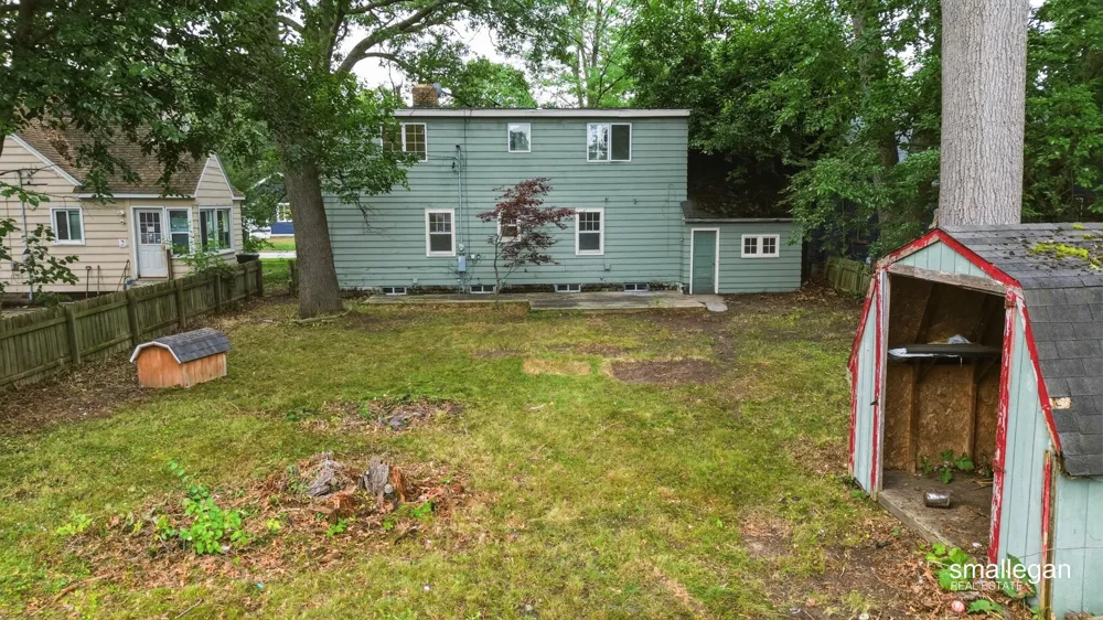 958 Ada Avenue Muskegon City, MI 49442
