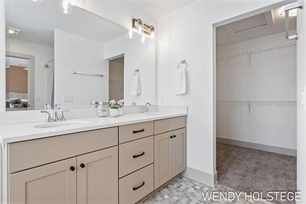 12713 Ridgedale Drive Allendale Charter Township, MI 49401