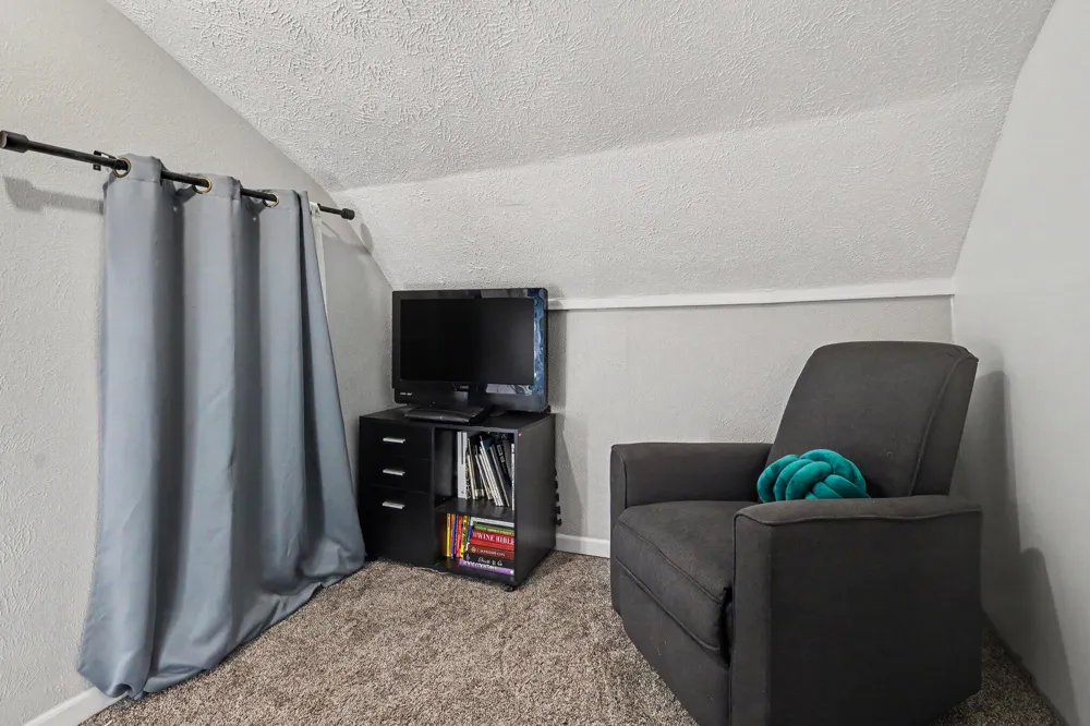 125 Maplelawn Street SE Kentwood City, MI 49548
