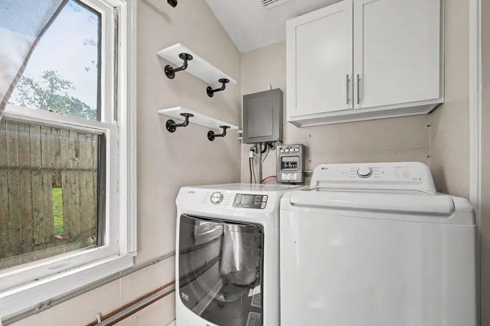 125 Maplelawn Street SE Kentwood City, MI 49548