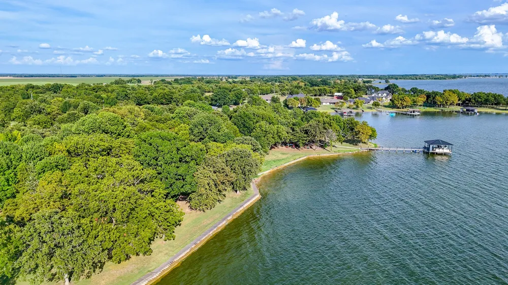 Embarcadero Kerens, TX 75144