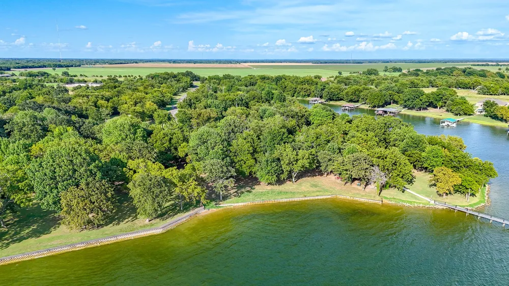 Embarcadero Kerens, TX 75144
