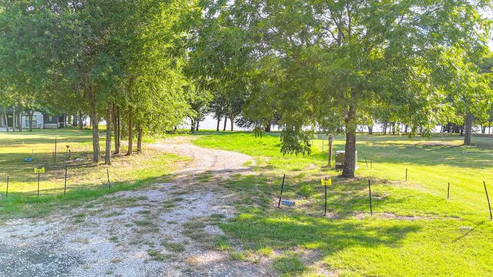Embarcadero Kerens, TX 75144