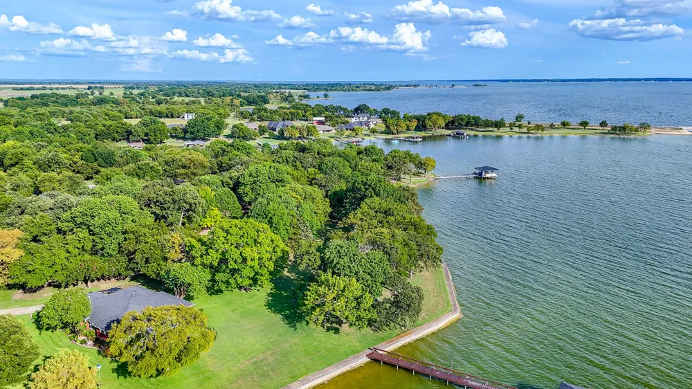 Embarcadero Kerens, TX 75144