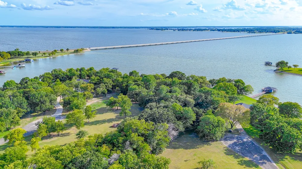 Embarcadero Kerens, TX 75144