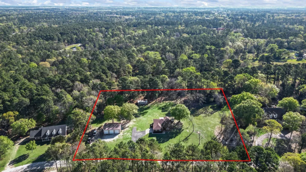 13 Westwood Drive Huntsville, TX 77320