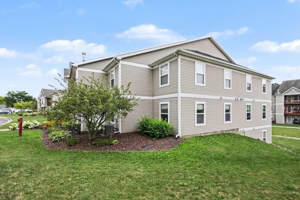 1369 Millbrook Trail Ann Arbor, MI 48108