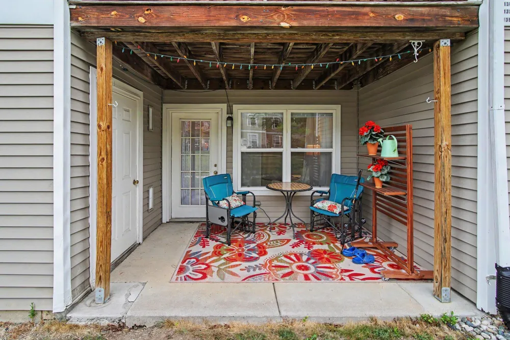 1369 Millbrook Trail Ann Arbor, MI 48108