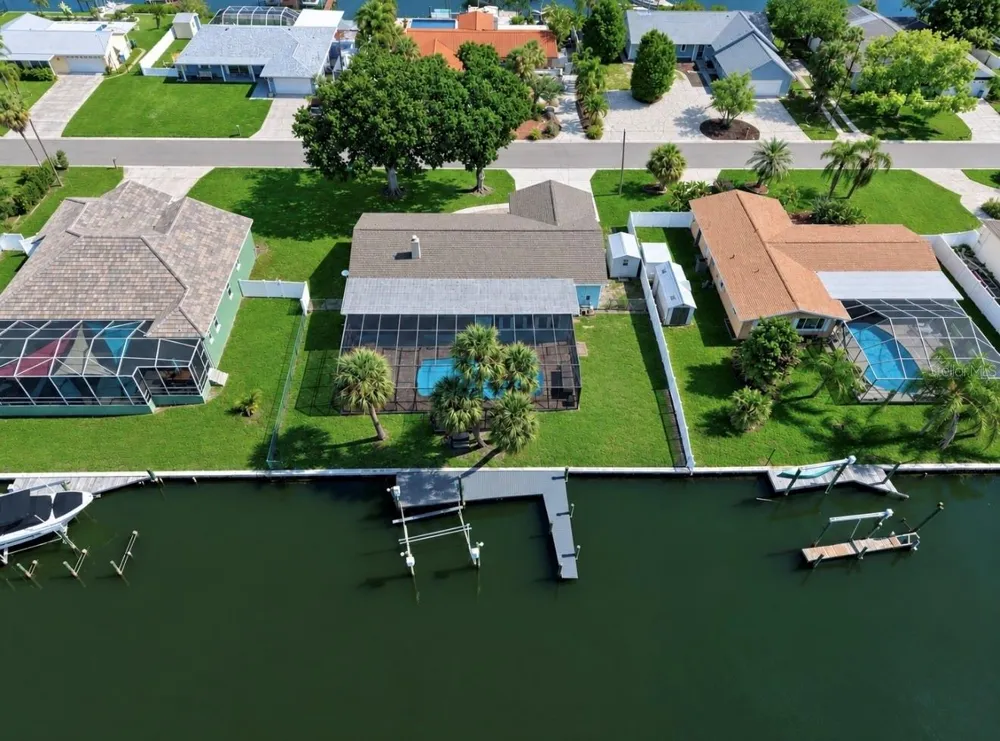 708 SPANISH MAIN DRIVE Apollo Beach, FL 33572