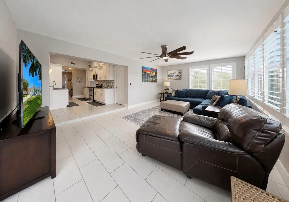 708 SPANISH MAIN DRIVE Apollo Beach, FL 33572