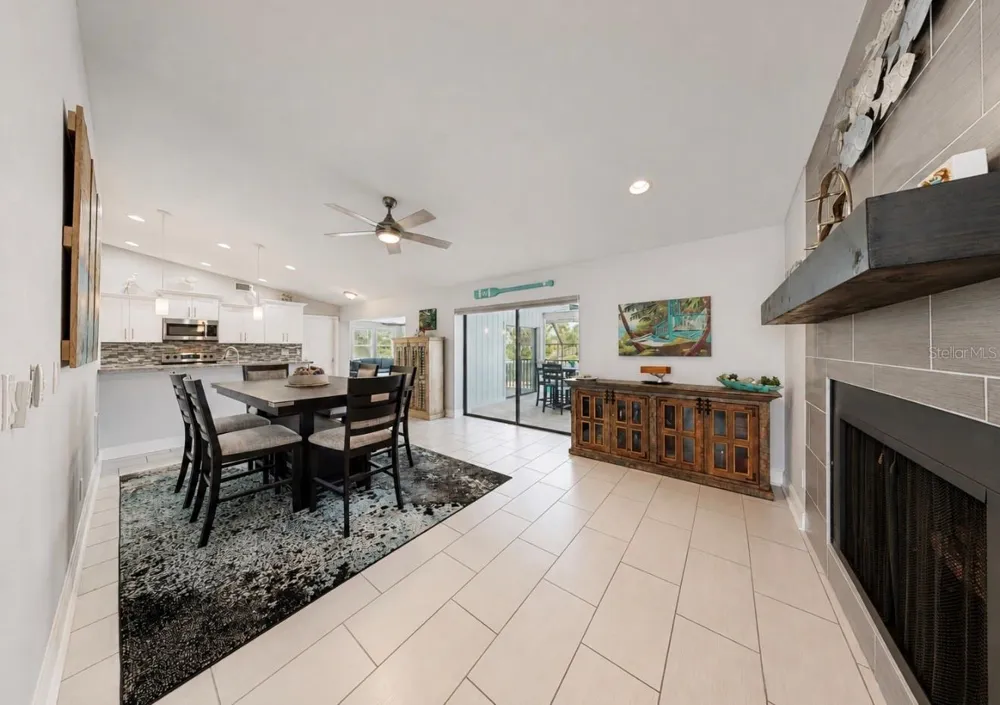 708 SPANISH MAIN DRIVE Apollo Beach, FL 33572