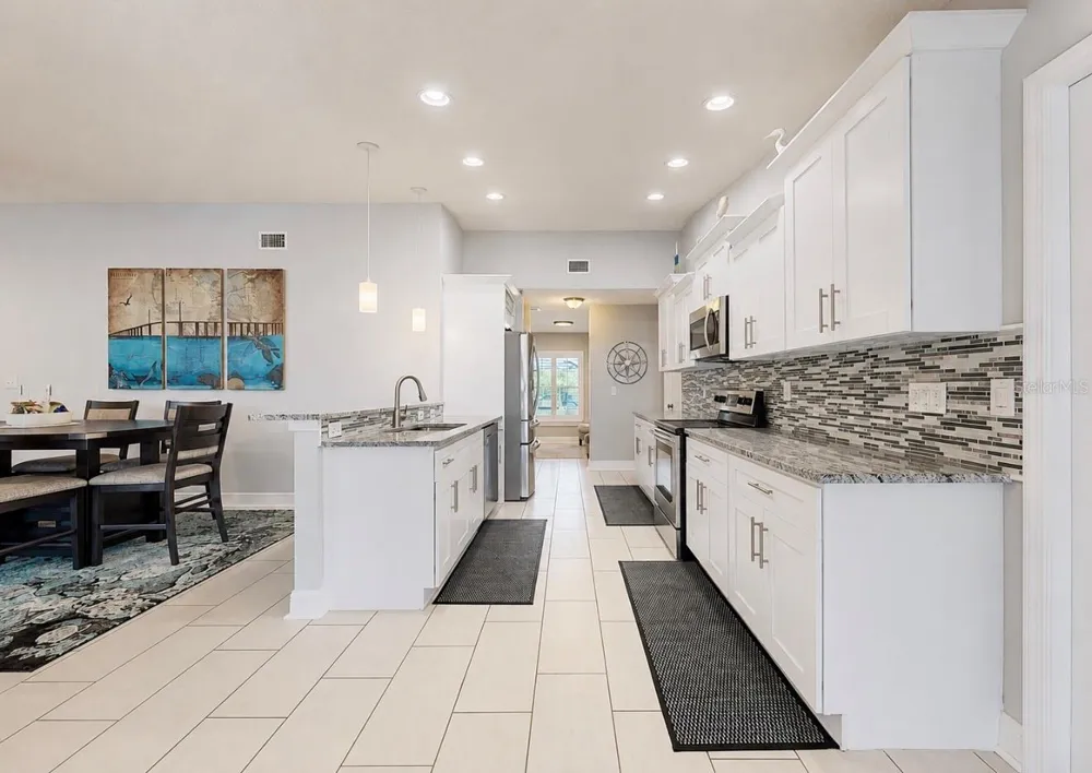 708 SPANISH MAIN DRIVE Apollo Beach, FL 33572