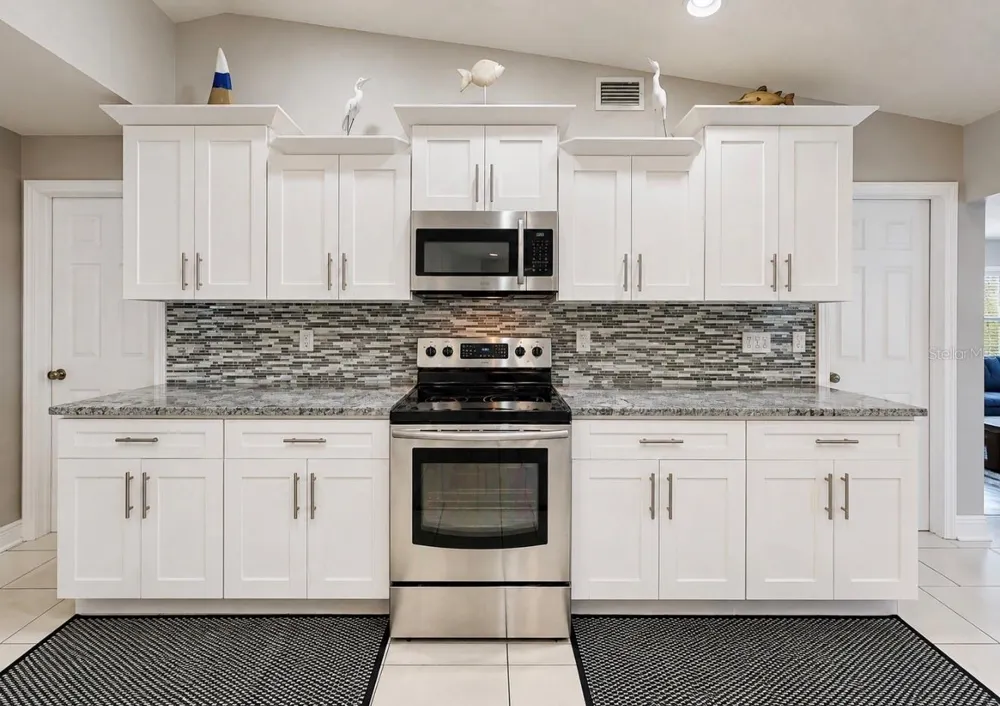 708 SPANISH MAIN DRIVE Apollo Beach, FL 33572