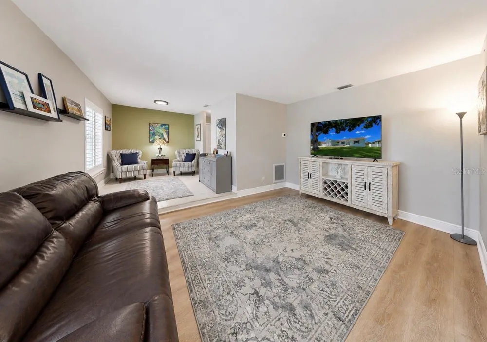 708 SPANISH MAIN DRIVE Apollo Beach, FL 33572