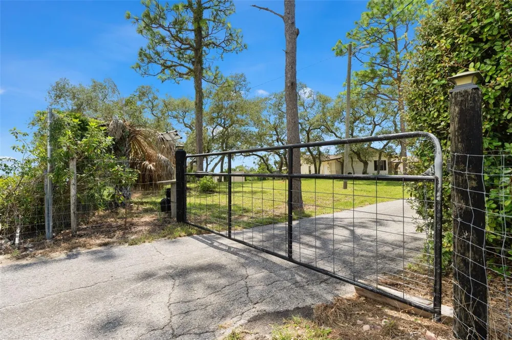13260 TAYLOR STREET Brooksville, FL 34613