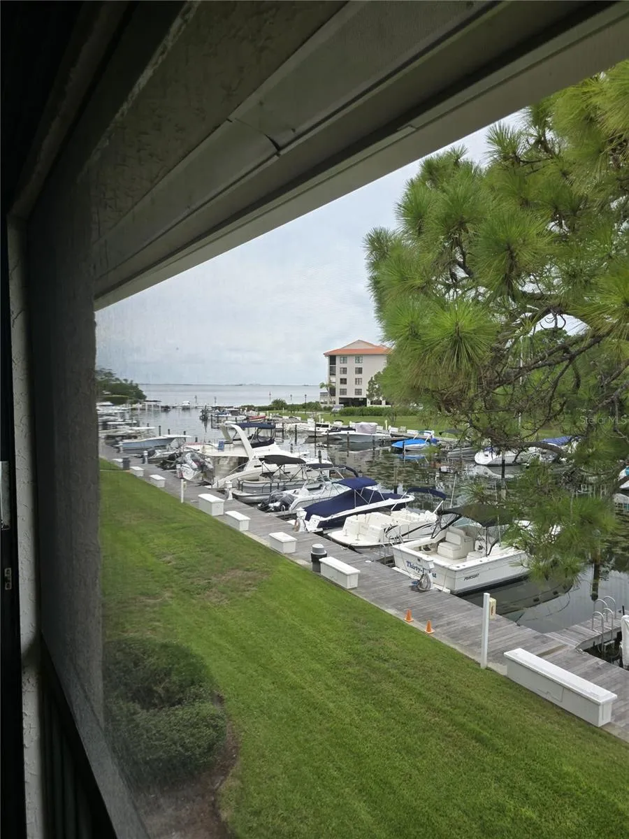 1802 MARINER DR #32 Tarpon Springs, FL 34689