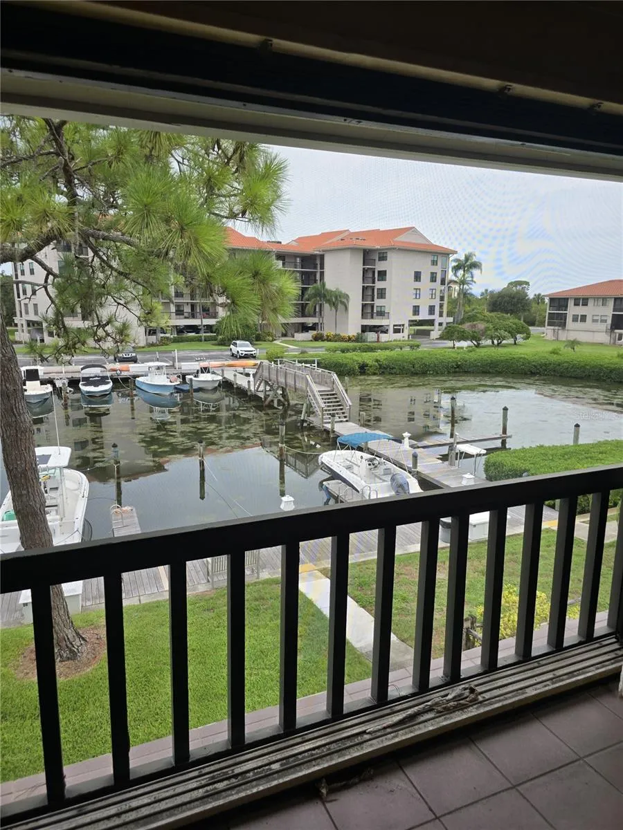 1802 MARINER DR #32 Tarpon Springs, FL 34689