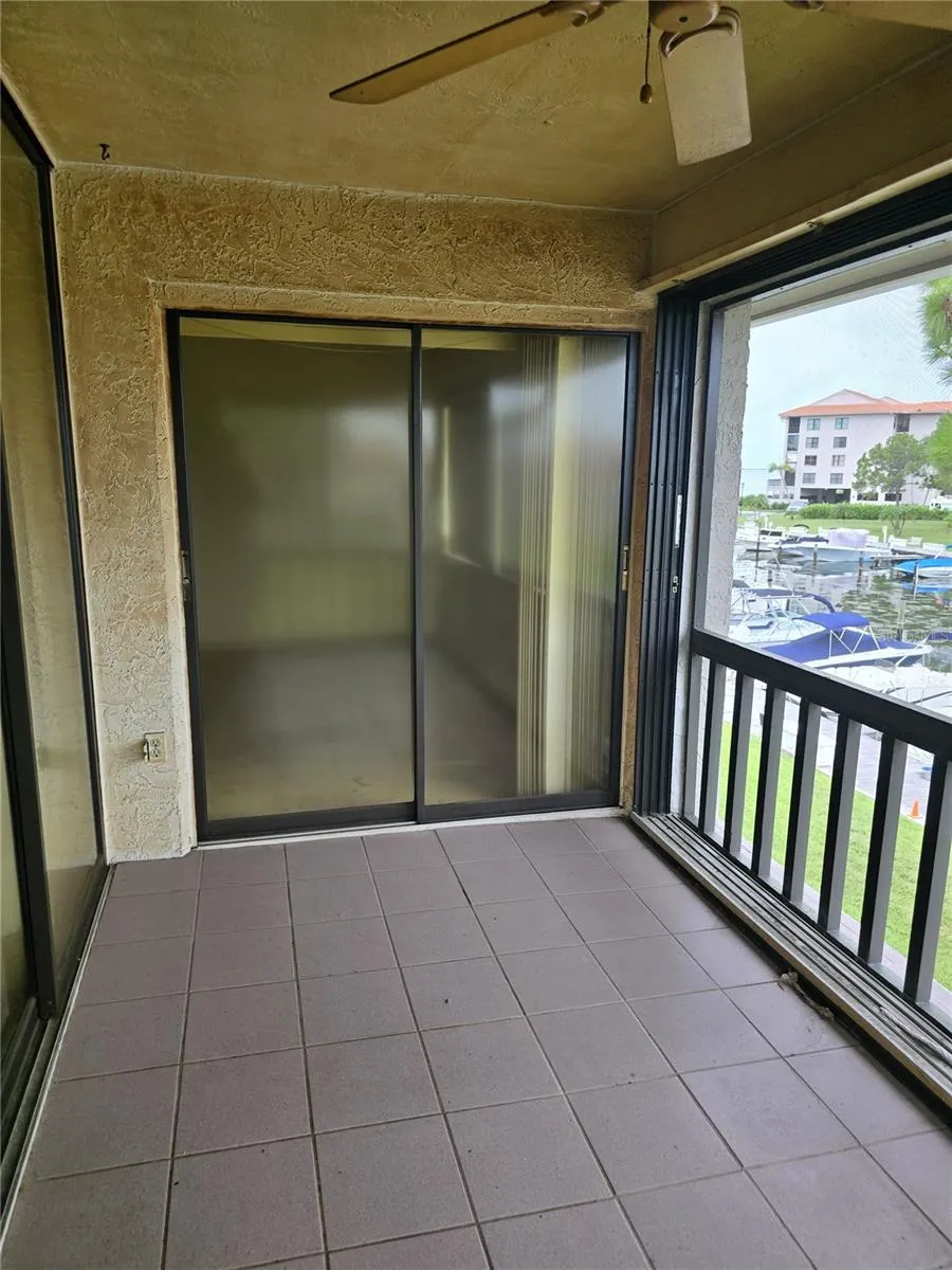 1802 MARINER DR #32 Tarpon Springs, FL 34689