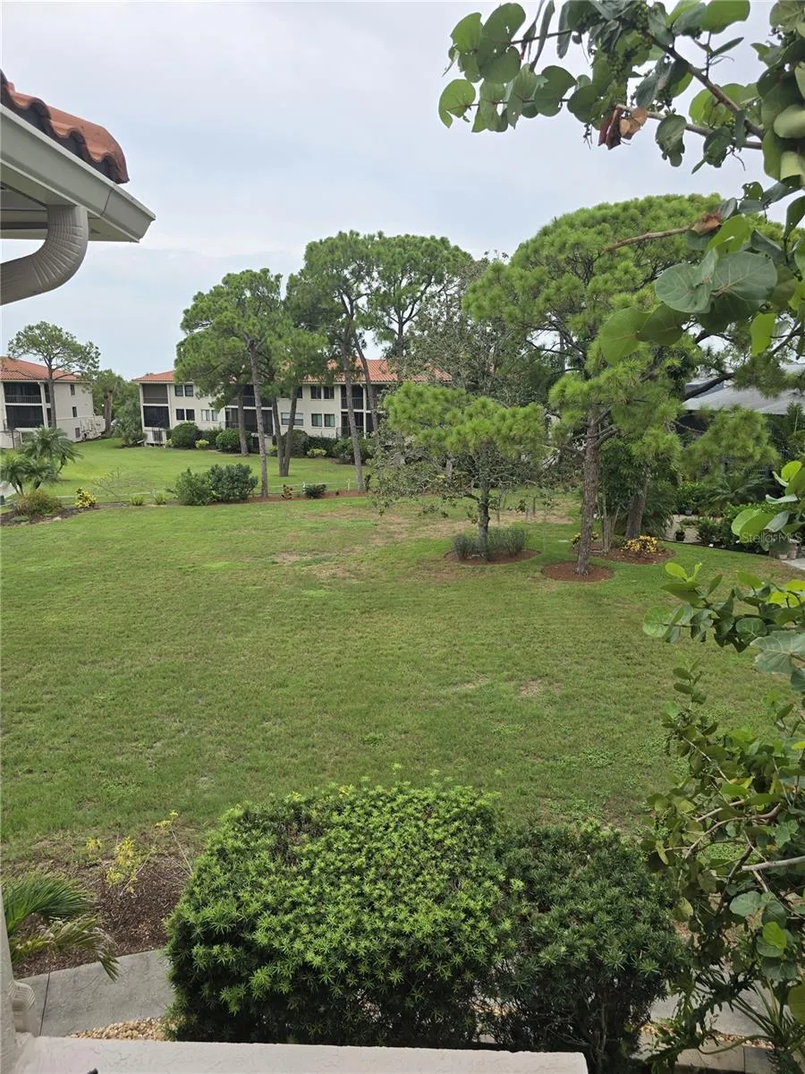 1802 MARINER DR #32 Tarpon Springs, FL 34689