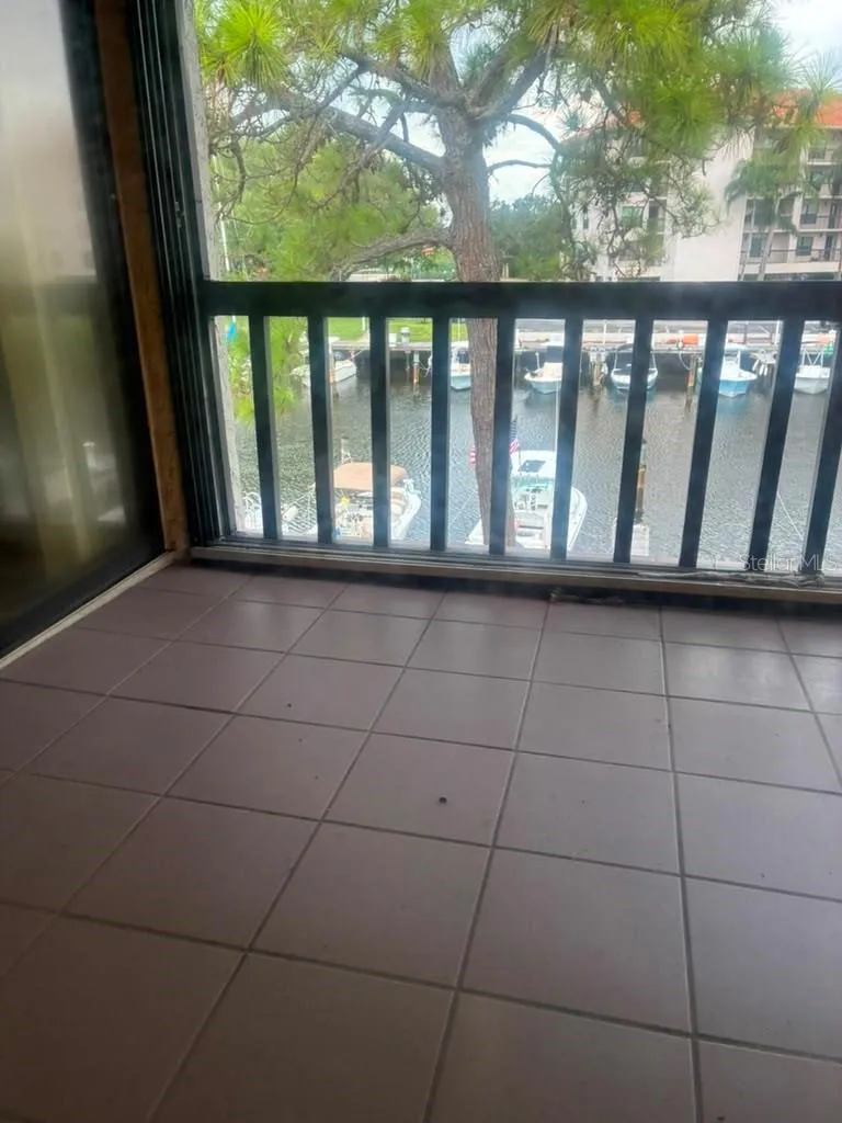 1802 MARINER DR #32 Tarpon Springs, FL 34689