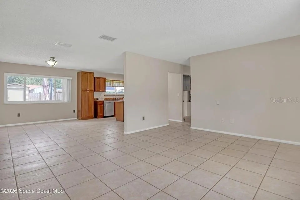 1671 CHARLES BOULEVARD NE Palm Bay, FL 32907