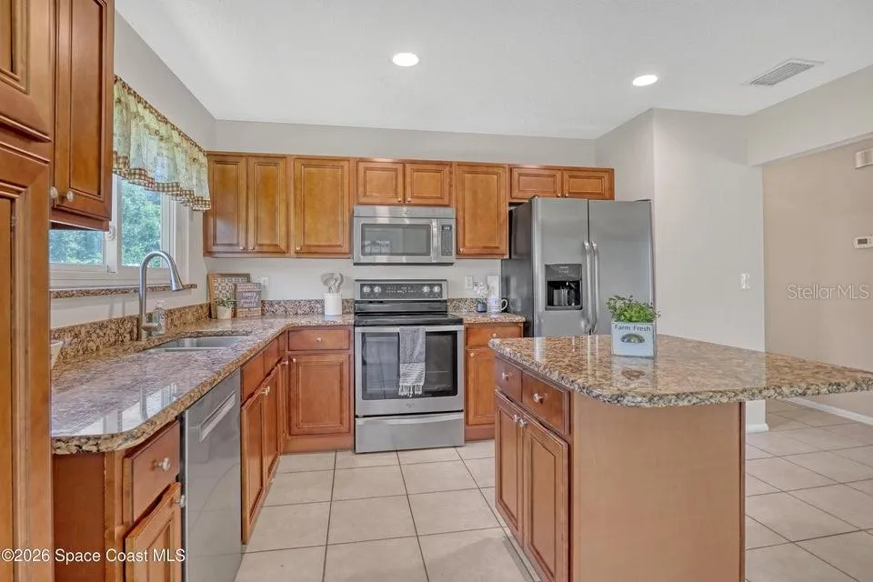 1671 CHARLES BOULEVARD NE Palm Bay, FL 32907