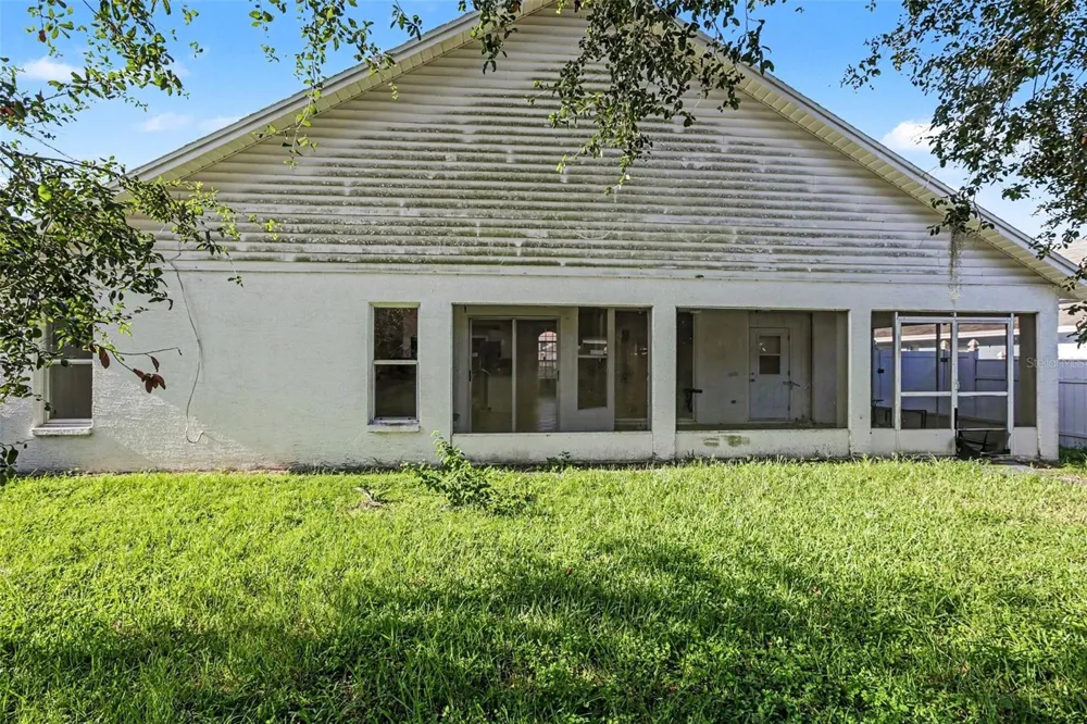 28809 WINDOVER ST Wesley Chapel, FL 33545