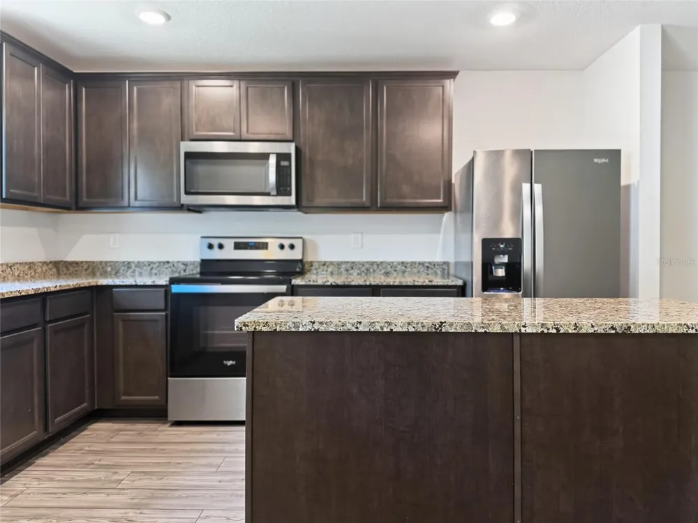 1552 WYNFORD CIRCLE Tavares, FL 32778