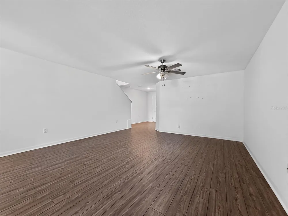 1552 WYNFORD CIRCLE Tavares, FL 32778