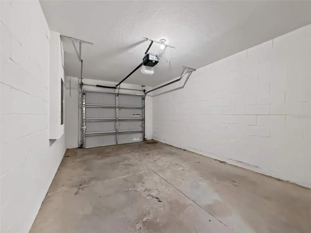 1552 WYNFORD CIRCLE Tavares, FL 32778