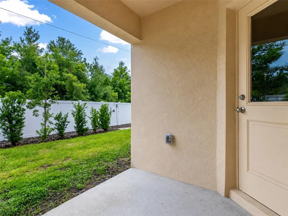 1552 WYNFORD CIRCLE Tavares, FL 32778